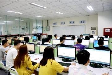 計(jì)算機(jī)專業(yè)熱潮背后 通信設(shè)備開(kāi)發(fā)領(lǐng)域的現(xiàn)實(shí)與挑戰(zhàn)